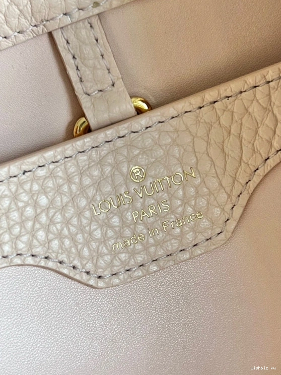 WIS LOUIS VUITTON CAPUCINES BB 0202